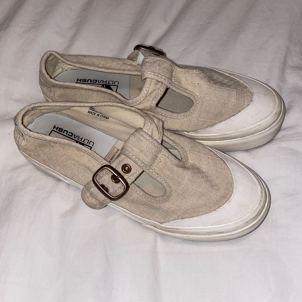Women’s Vans Mary Jane Anaheim Style 93